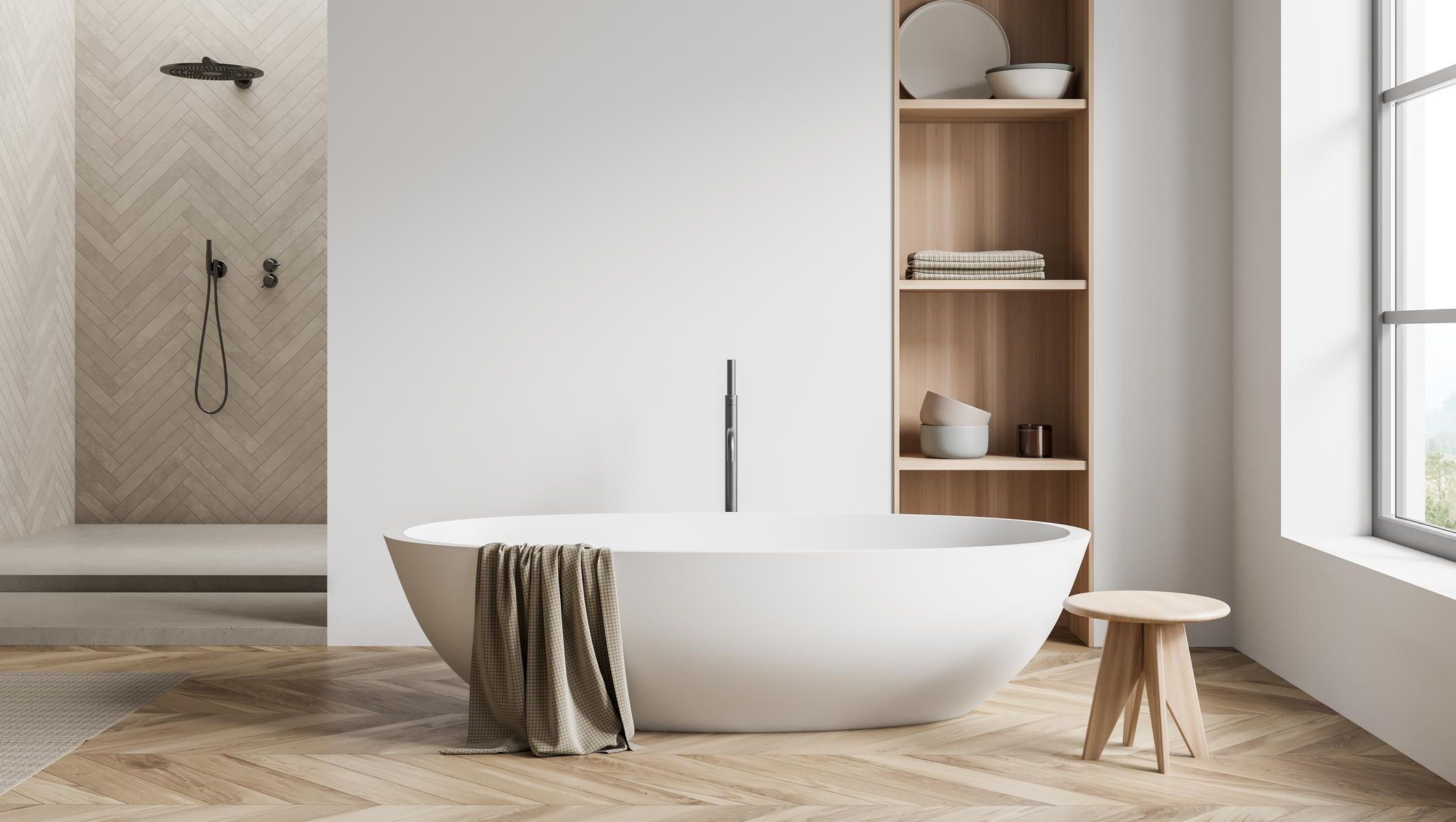 Moderne lyst bad med badekar